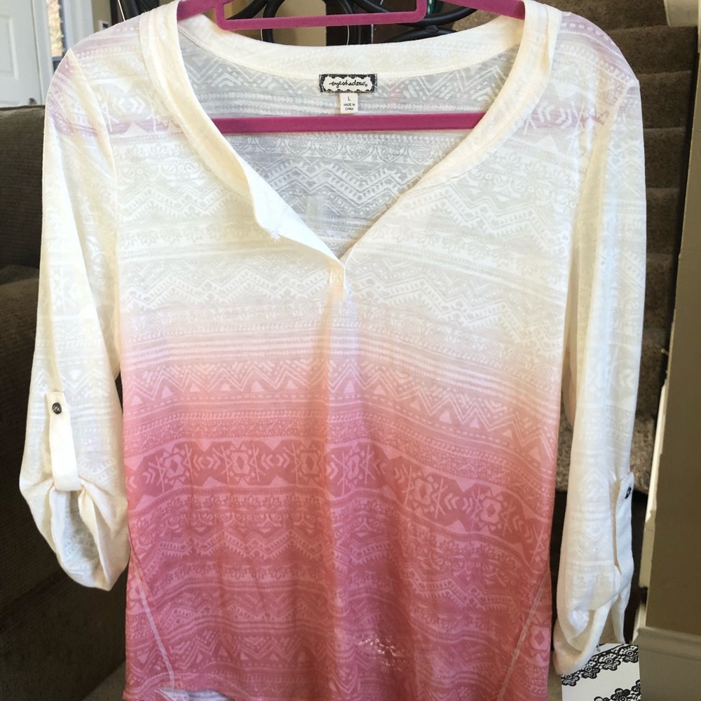 Eyeshadow ombré shirt